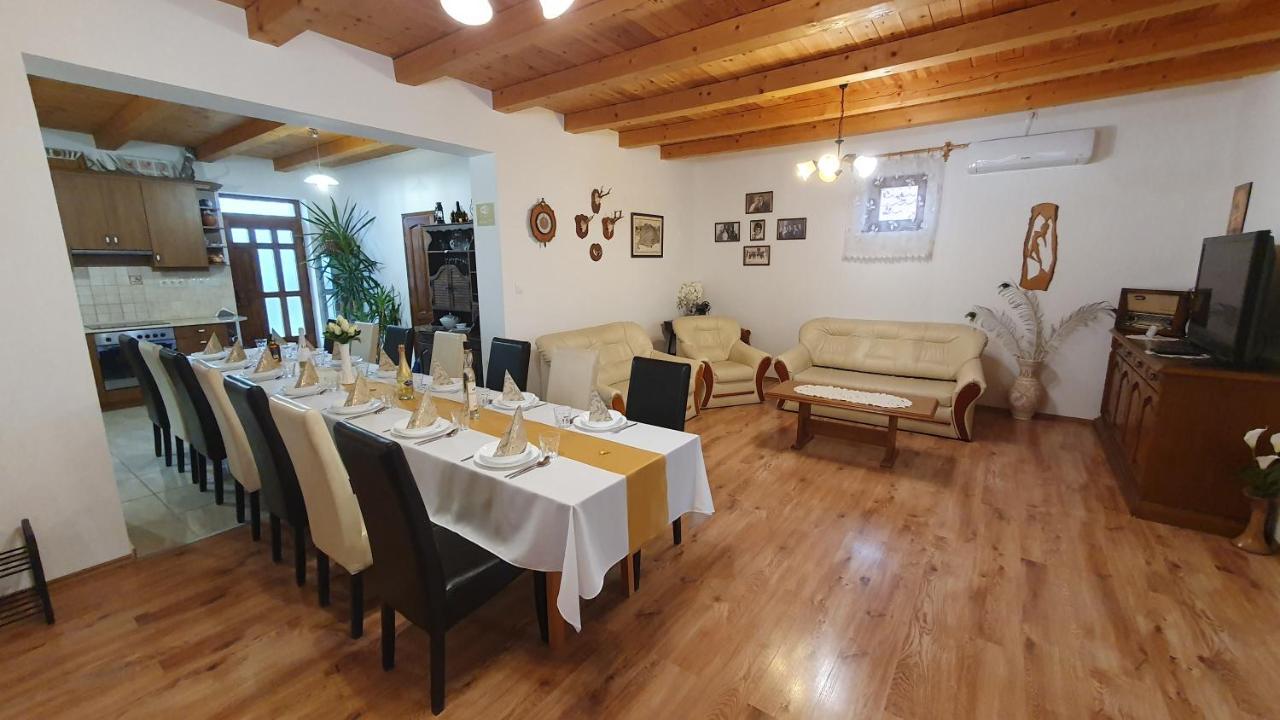 Hotel Kekszilva Vendeghaz Pap Exteriér fotografie