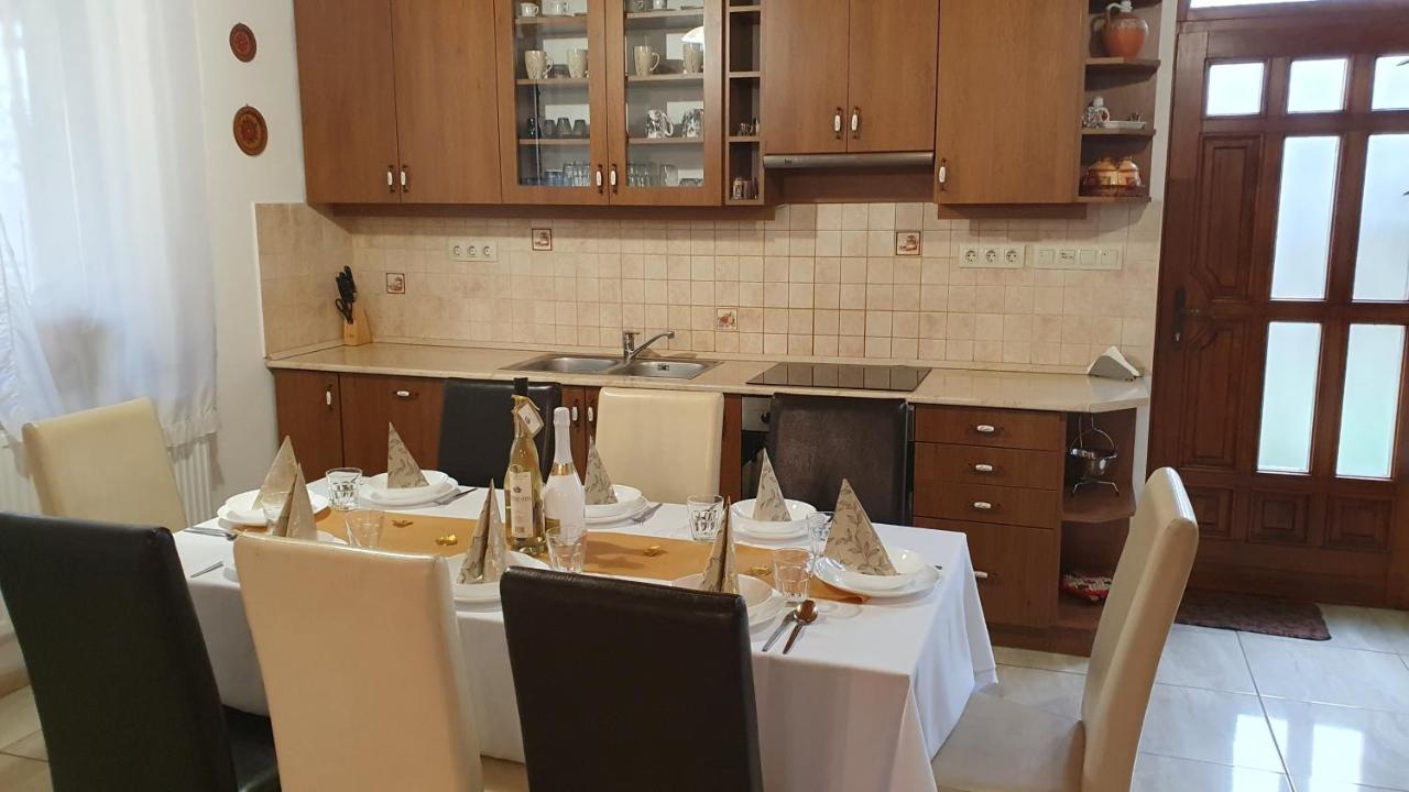 Hotel Kekszilva Vendeghaz Pap Exteriér fotografie